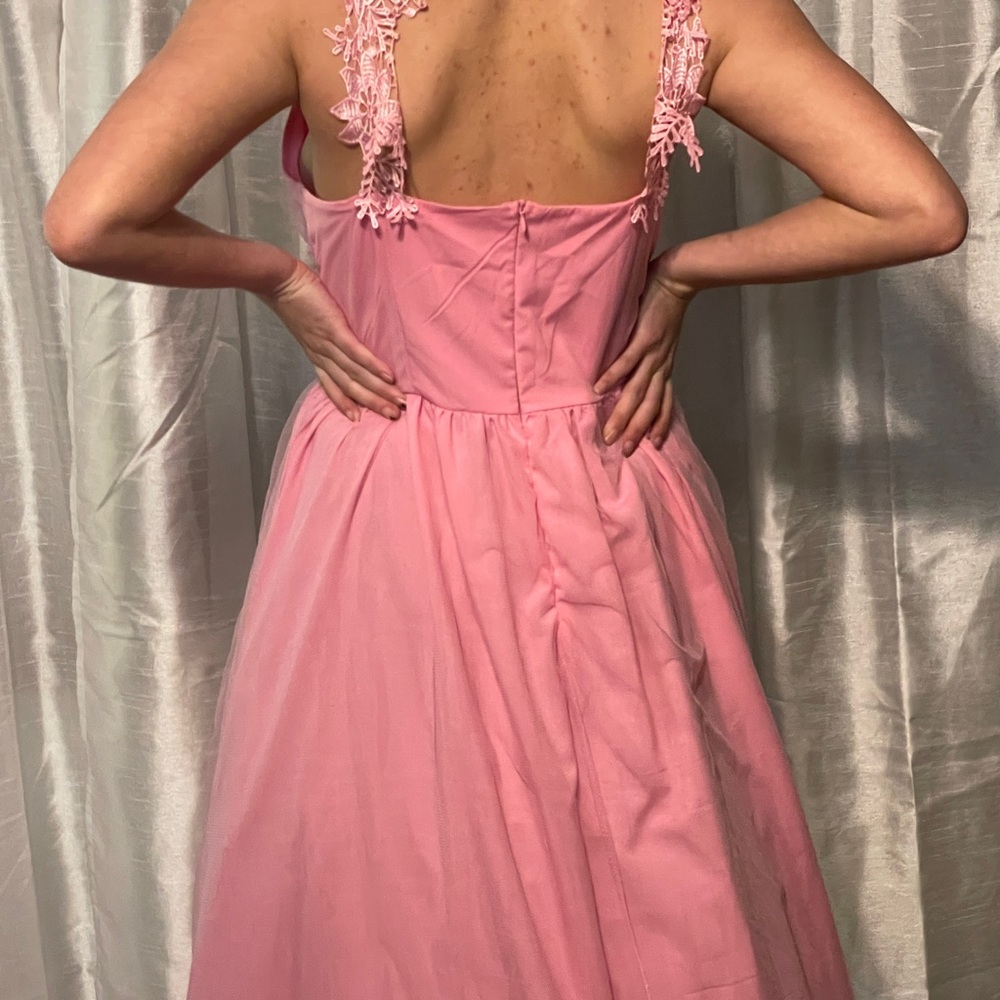 Pink adorable dress - Picture 2 of 4
